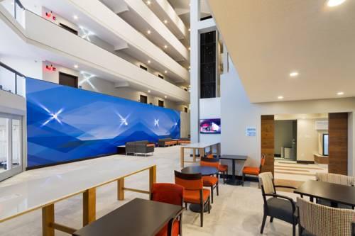 H I Express & Suites San Antonio Medical-Six Flags المظهر الخارجي الصورة